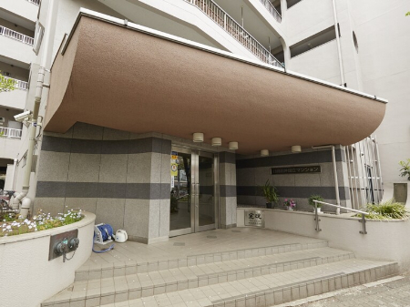 エントランス入り口.jpg